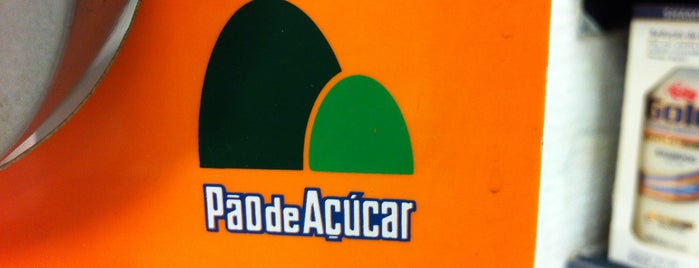 Pão de Açúcar is one of Favoritos.