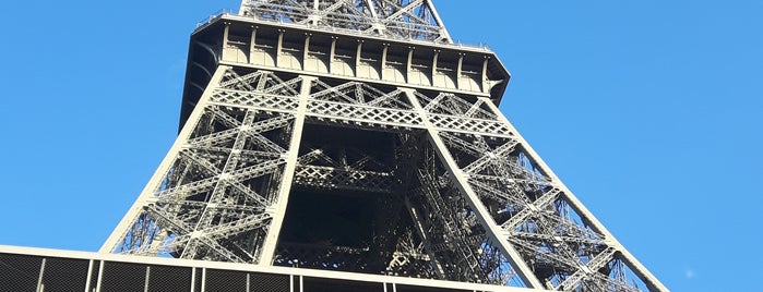 Tour Eiffel is one of Ayla's Favotites.