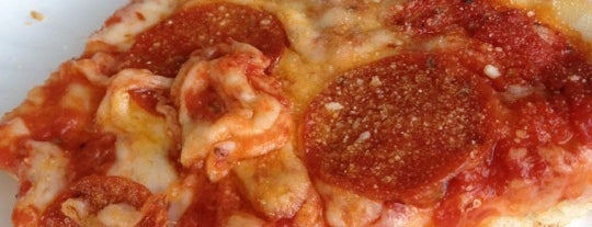 Leonard Paul's Pizza is one of arizona awesomeness.