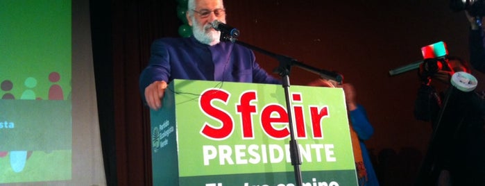 Cierre Campaña Alfredo Sfeir Younis is one of Locais curtidos por Mario E..