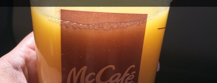 McDonald's is one of The Bijinesu-gai.