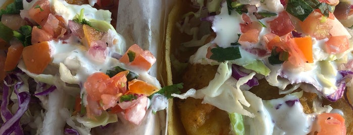 Baja California Tacos is one of Locais curtidos por Dan.