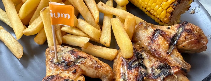 Nando's is one of The 15 Best Places for Chicken Wraps in London.