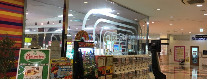 ASCH 津島店 is one of ばぁのすけ39号 : понравившиеся места.