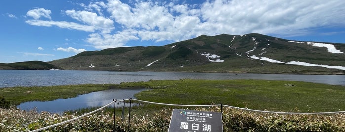 羅臼湖 is one of 北海道.