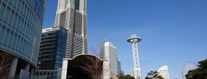 The Landmark Tower is one of 各都道府県で最も高いビル.