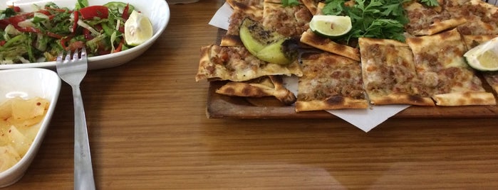 Kassap Kebap & Pide Lahmacun is one of Tuğrulさんのお気に入りスポット.