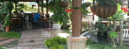 Restaurante El Portal is one of Tempat yang Disukai Rod.