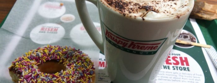 Krispy Kreme is one of Tempat yang Disukai Martin.