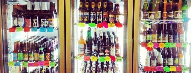 Santo Bevitore is one of Beer shop Roma.