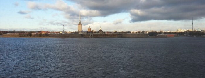 Neva River is one of Реки и каналы Петербурга.