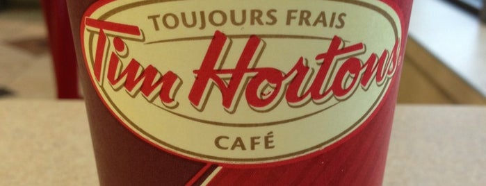 Tim Hortons is one of Lugares favoritos de Anil.