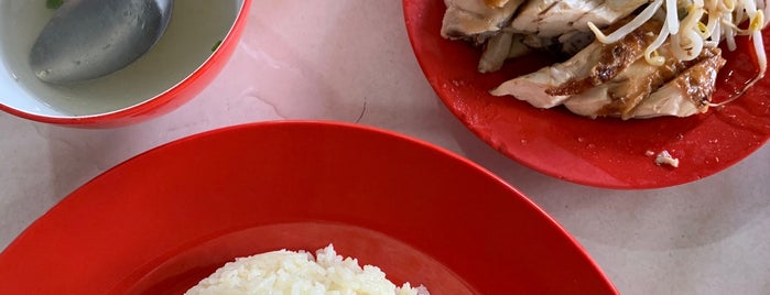 Kim Kee Hainanese  Chicken Rice & Western Food is one of Food.