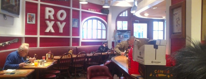 Roxy Coffee Shop is one of Tempat yang Disukai Mike.