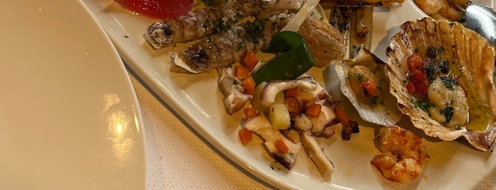 Al Bucintoro Da Gino is one of Top Food & Lifestyle Spots.