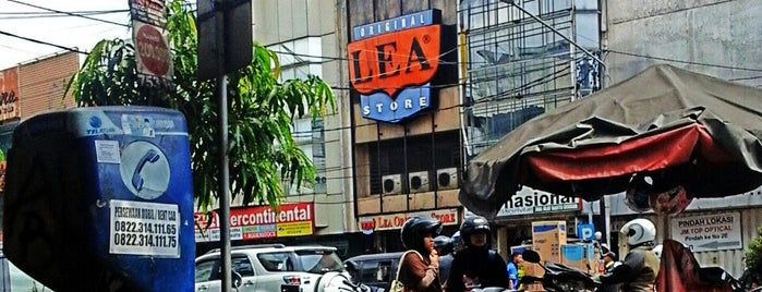 Trend Shop is one of Jalan-Jalan.
