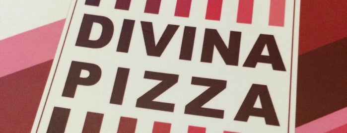 Divina Pizza is one of restaurantes e cafés.