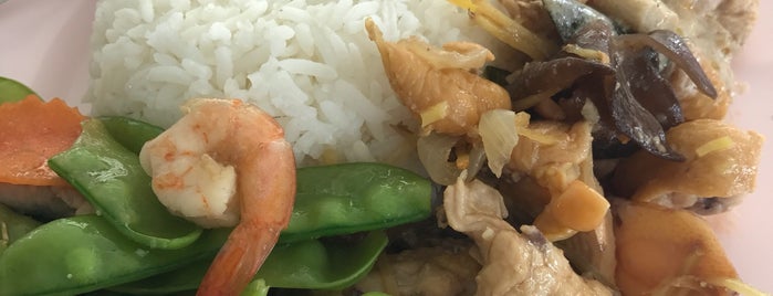 ร้านอาหารตามสั่งข้างโรงงานโฟร์โมสต์ is one of Top picks for Thai Restaurants.