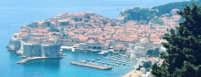 Dubrovnik is one of планы.