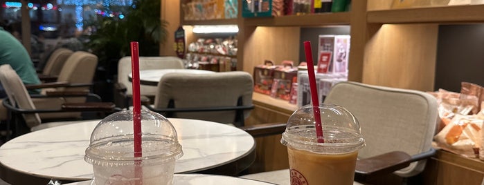 Kahve Dünyası is one of 🌜🌟🌟🌟hakan🌟🌟🌟🌛さんのお気に入りスポット.