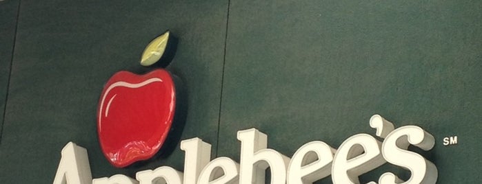 Applebee´s is one of Emilyさんのお気に入りスポット.