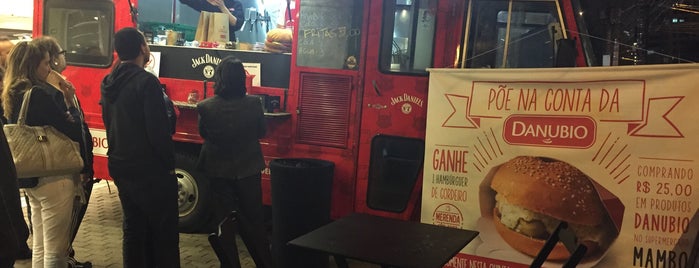 Merenda de Rua Food Truck is one of Renamed.