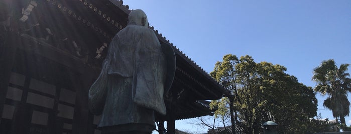 本願寺堺別院 is one of 歴史のまち　堺を歩く.