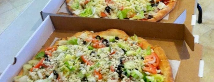 Springdale Pizza is one of Marisa : понравившиеся места.