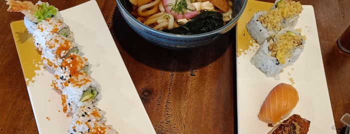 Hikaru Dining Japanese Restaurant is one of jl luar kos2an.