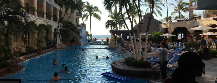Hotel Playa Los Arcos is one of Posti che sono piaciuti a Olav A..