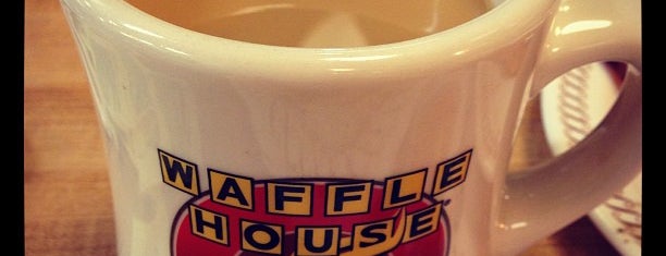 Waffle House is one of Orte, die Sandra gefallen.