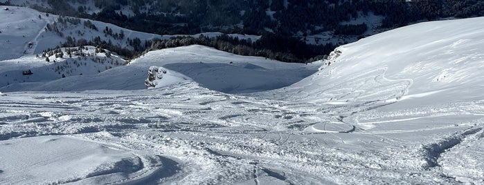 Combatseline 2238m is one of Nendaz.