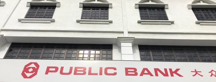 Public Bank Rasah is one of Atif : понравившиеся места.
