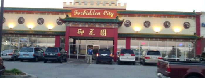 Forbidden City is one of Caroline 🍀💫🦄💫🍀'ın Beğendiği Mekanlar.