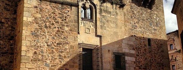 Arco de la Estrella is one of Viajando por el Valle del Jerte.