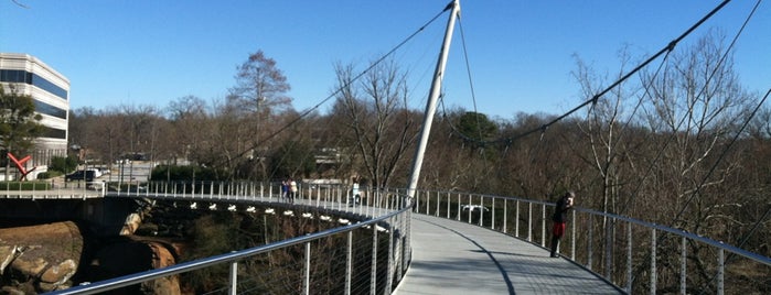 Liberty Bridge is one of Lugares favoritos de Steve.