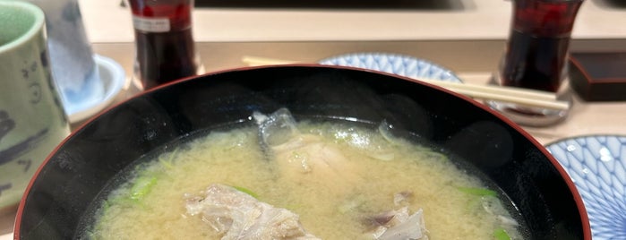 神田江戸ッ子寿司 西口店 is one of Food.