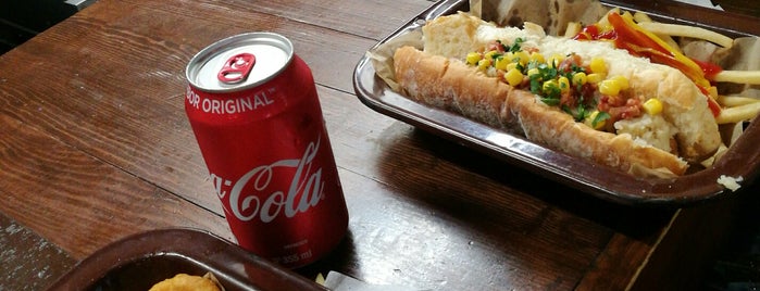 Hot Dog Ramírez is one of Lugares favoritos de Angelica.