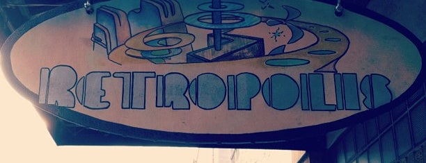 Retropolis is one of Houston Vintage Shops.