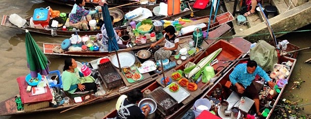 Amphawa Floating Market is one of Tourist in Thailand.