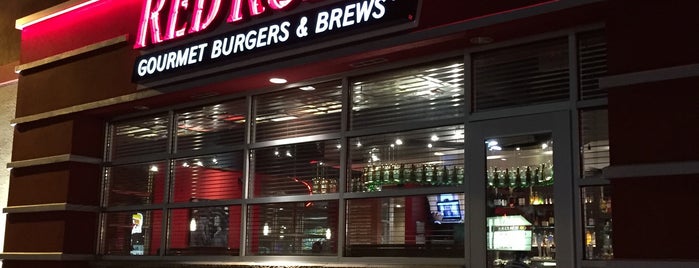 Red Robin Gourmet Burgers and Brews is one of Okan’s Liked Places.