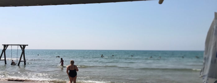 side jandarma kampı plajı is one of Locais curtidos por Özden.