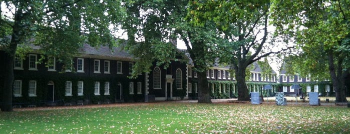 Geffrye Museum is one of Places i've been & like in London.