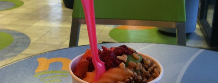 U-Swirl Frozen Yogurt is one of The 15 Best Places for Mixed Berries in Las Vegas.