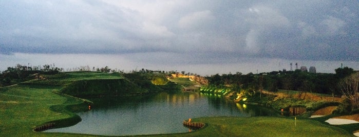 DLF Golf & Country Club is one of Places worth going in Delhi, India.