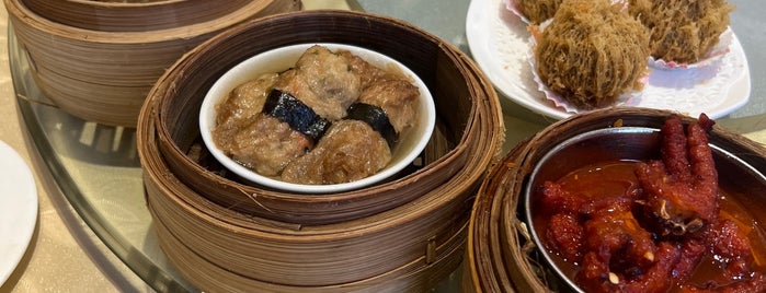 Ah Yat Abalone is one of Chinese food.