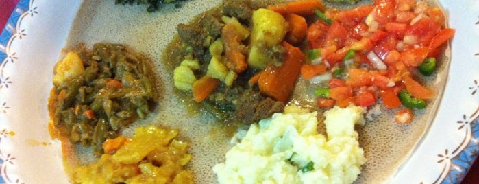 Meskerem Ethiopian Restaurant is one of Posti che sono piaciuti a Ian.