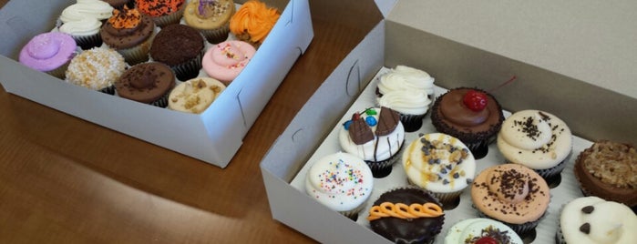 Yummy Cupcakes is one of The 15 Best Places for Cannoli in Burbank.