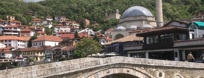 Stone Bridge is one of Balkan 19.
