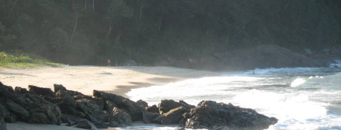 Praia do Camburi is one of Guarujá.